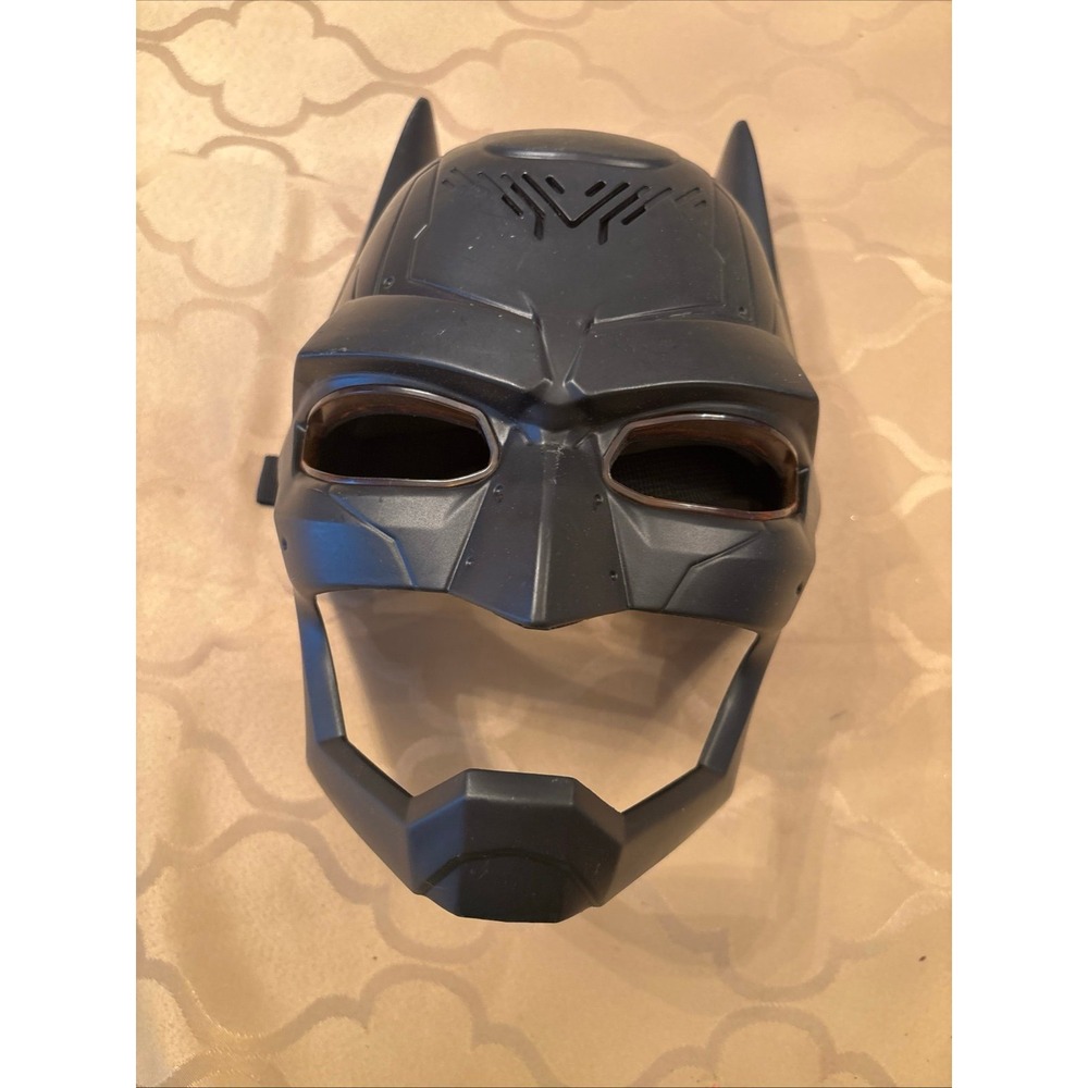 Batman Changing Mask Lights The Caped Crusader Creature Chaps DC
